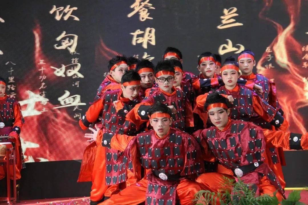 森迪公主立秋时装